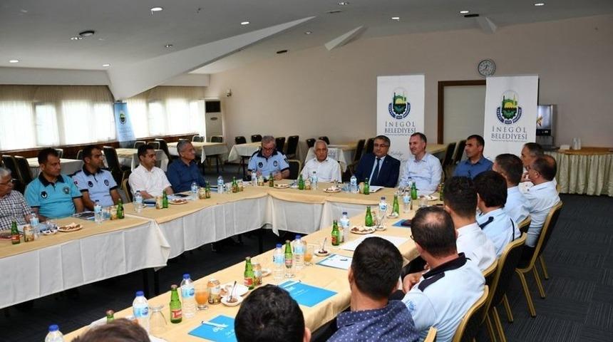 Zabıta M&uuml;d&uuml;rleri Oylat&rsquo;ta Toplandı