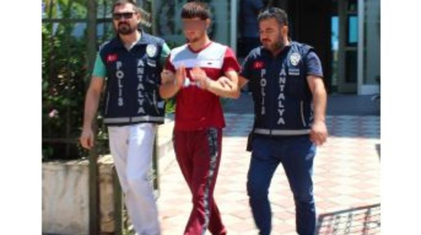 Eve Giren Hırsız Epilasyon Cihazını Bile Çaldı