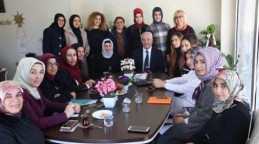 Ak Parti Genel Merkez Kadın Kolları Kongresine Mardin&rsquo;den 100 Kişilik Ekip