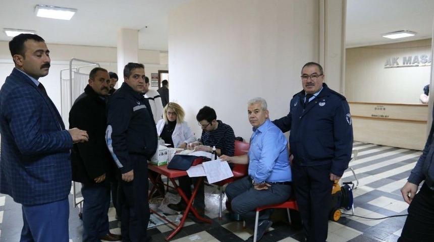 Kilis Belediyesi &Ccedil;alışanlarından Kan Bağışı