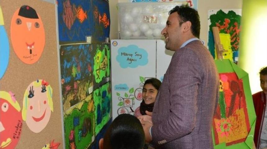 Tegv Muradiye Biriminden &lsquo;d&uuml;şler At&ouml;lyesi&rsquo; Sergisi