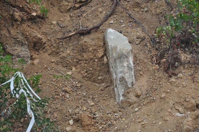 Taş Sandık Mezarın Bulunduğu Alan Kameralarla 24 Saat İzleniyor