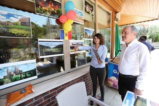 Pamukkale’de Gençler İngilizce Konuşmayı Öğreniyor