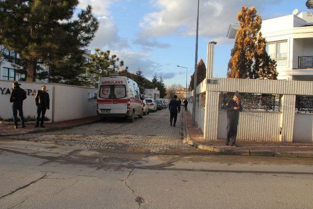 Babasının Şehit Haberini Okuldan Döndüğü Sırada Öğrendi