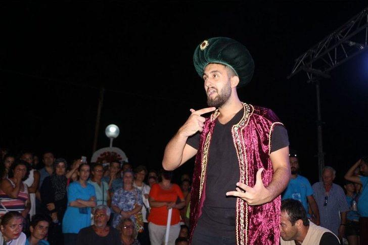 Kuşadası 2. Tiyatro Festivali Başladı G5