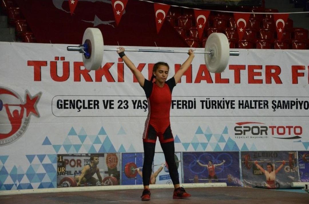 Ordu&rsquo;da Halter Şampiyonası