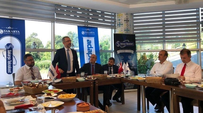 Sakarya &Uuml;niversitesi İle Daıkın Arasında &Ouml;rnek İşbirliği