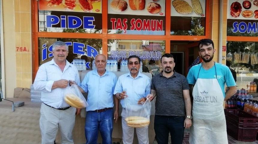 Mhp G&ouml;lbaşı İl&ccedil;e Teşkilatından &ldquo;askıda Ekmek&ldquo; Projesine Destek
