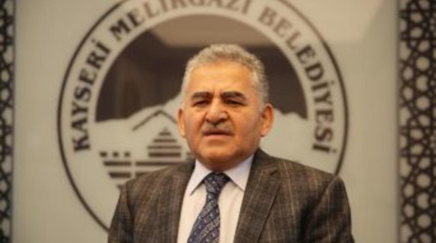 B&uuml;y&uuml;kkılı&ccedil;, "kayseri Spor Camiasının Başı Sağ Olsun"