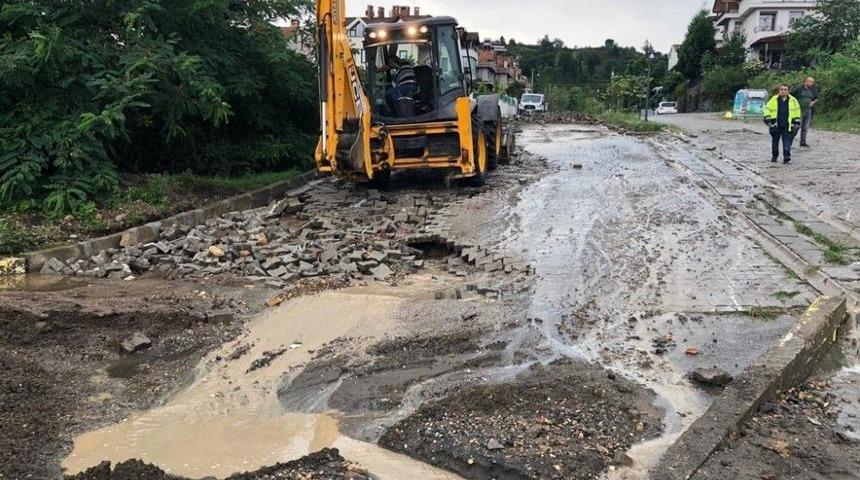 Başkan Yılmaz: &ldquo;yağışlar Sonrası İmkanlarımızı Seferber Ettik&rdquo;