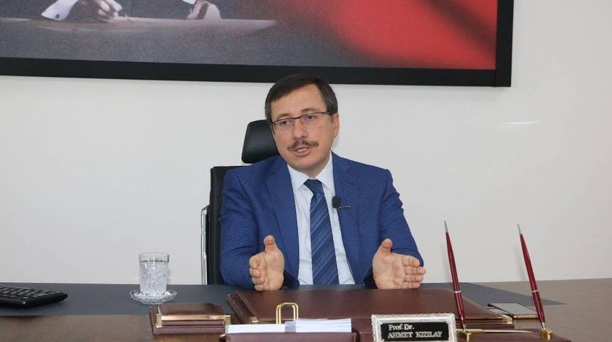 Rekt&ouml;r Kızılay&rsquo;dan Tercih Yapacak &Ouml;ğrencilere &Ccedil;ağrı