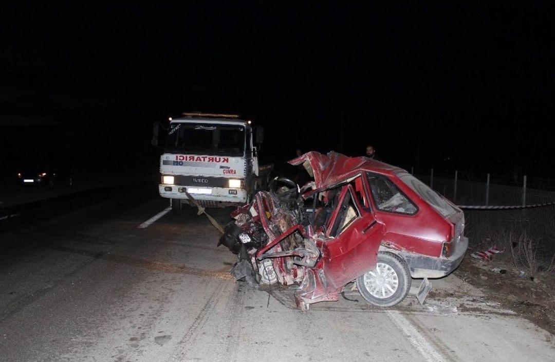 Cenaze D&ouml;n&uuml;ş&uuml; Kazada 4 Kişilik Aile Yok Oldu