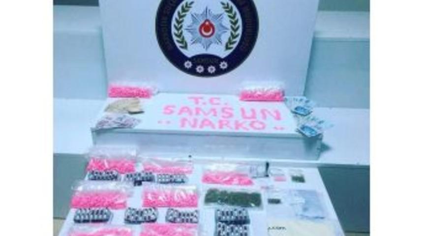 3 Kişinin Tutuklandığı Operasyonun Ardından &Ccedil;ok Sayıda Uyuşturucu Hap Ele Ge&ccedil;irildi