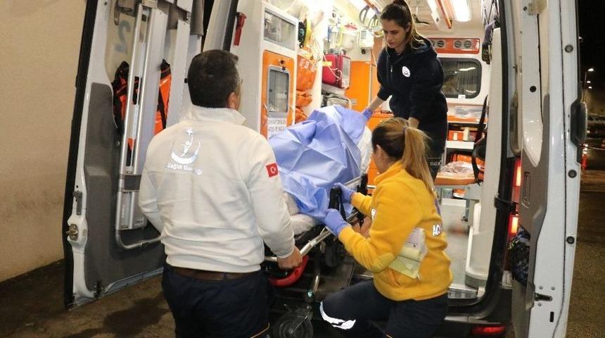 Adana&rsquo;da Bir Kişi Karısı Tarafından Bı&ccedil;aklandı