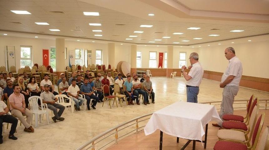 Dinar Belediyesi&rsquo;nde &Ccedil;alışan 122 İş&ccedil;i Sendikaya &Uuml;ye Oldu