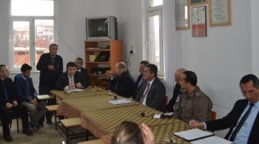 Kaymakam Akdaş, Köy Ziyaretlerinde