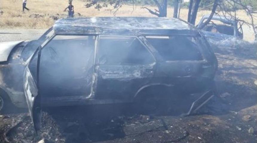 Arazide &Ccedil;ıkan Yangında Bir Ara&ccedil; K&uuml;l Oldu