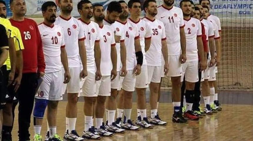 Ergin Yılmaz&rsquo;ın Takımı D&uuml;nya Hentbol &Uuml;&ccedil;&uuml;nc&uuml;s&uuml;