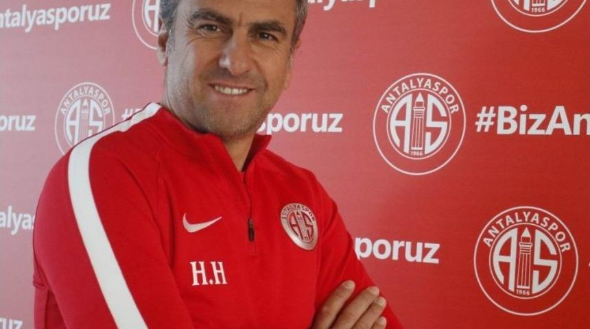 Hamza Hamzaoğlu: "hedefimiz Ligi İlk 10 İ&ccedil;inde Bitirmek"