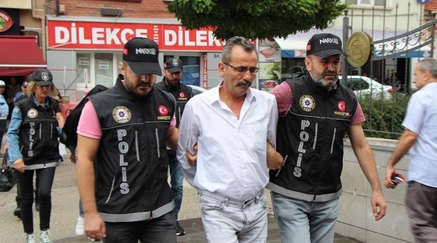 Uyuşturucu Satıcıları Adliyeye Sevk Edildi