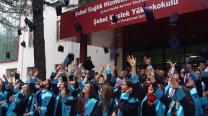 Şuhut Myo&rsquo;da Yeni B&ouml;l&uuml;me Kayıtlar Başladı