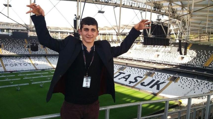 (&ouml;zel) Adana&rsquo;da Minib&uuml;ste Darp Edilen Engelli Agit Acun Beşiktaş Vodafone Park&rsquo;ı Gezdi
