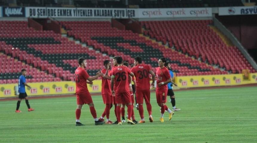 Hazırlık Maçı: Eskişehirspor: 2 - Karacabey Birlikspor A.ş: 1