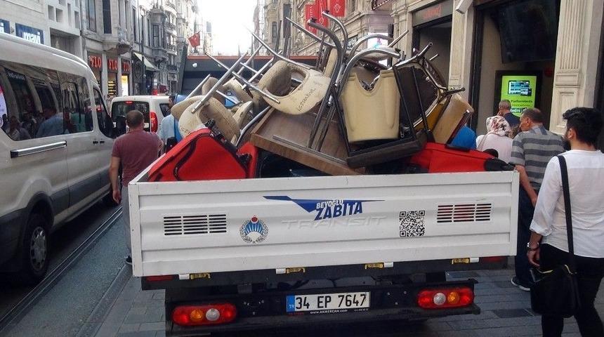 (&ouml;zel) İstiklal Caddesinde "masa - Sandalye" Operasyonu