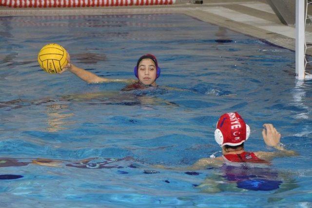 Su Topu Kadın Milli Takımında Hedef Avrupa Şampiyonasına Katılmak