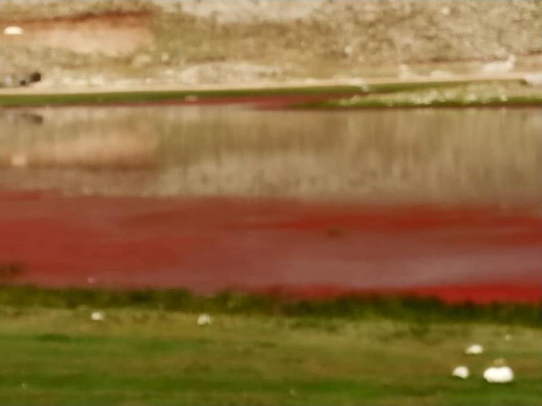 Alanya&rsquo;da Kırmızıya D&ouml;nen G&ouml;l Şaşırttı