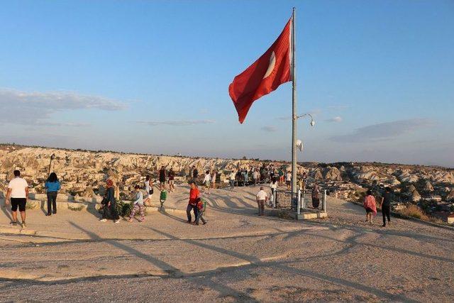 Kapadokya’da Balon Turları İptal Edildi