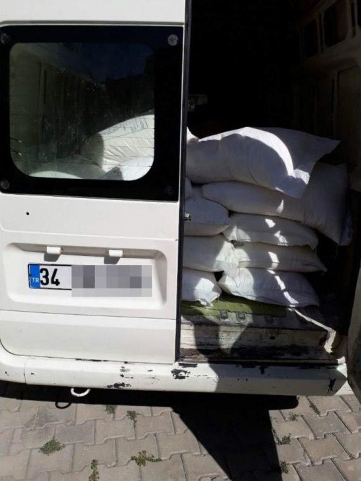 Van’da 5 Ton Kaçak Şeker Ele Geçirildi G2