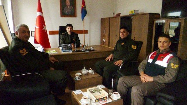 Komşu Jandarma Komutanları Bir Arada