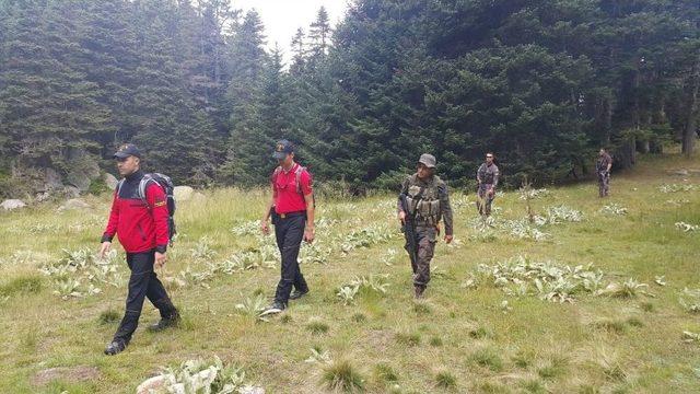 Polis Özel Harekat Ekiplerine Uludağ’da Özel Eğitim