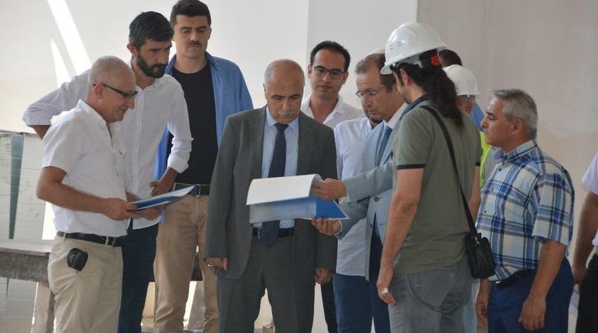 7 Bin 200 Metrekarelik &Ccedil;ok Ama&ccedil;lı Antrenman Salonu&rsquo;nda &Ccedil;alışmalar S&uuml;r&uuml;yor