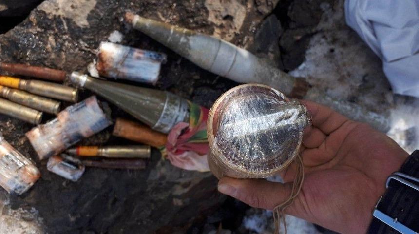 Y&uuml;ksekova Kırsalında M&uuml;himmat Ele Ge&ccedil;irildi