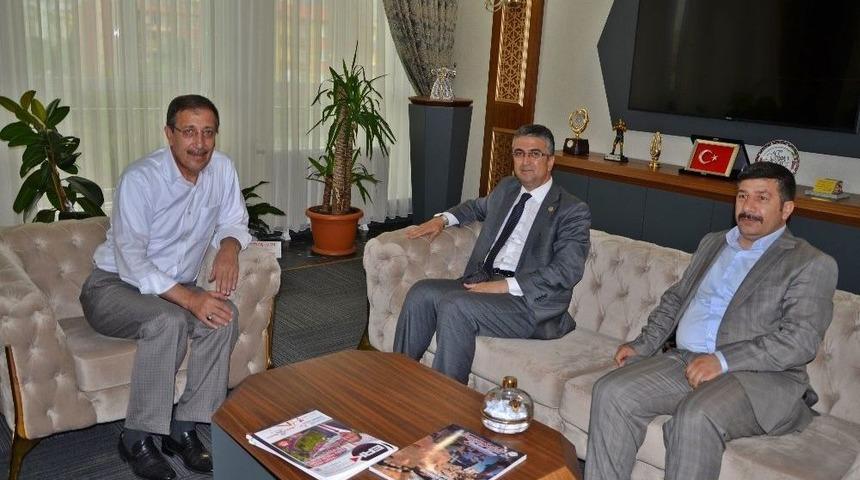 Mhp Genel Başkan Yardımcısı Aydın&rsquo;dan Başkan Bulutlar&rsquo;a Ziyaret