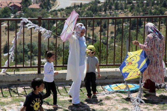 Yozgat’ta Uçurtma Şenliği Düzenlendi