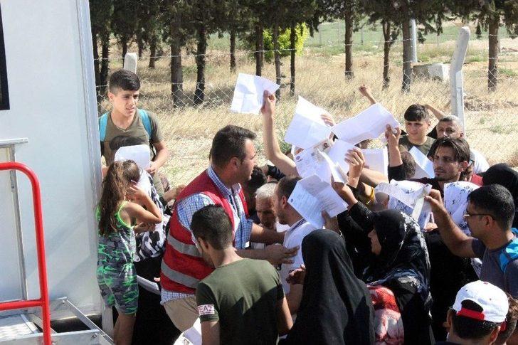 Sınır Kapısında Suriyelilerin Kurban Bayramı Yoğunluğu G5