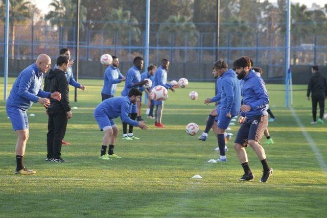 Adana Demirspor’da Balıkesirspor Maçının Hazıkları Sürüyor