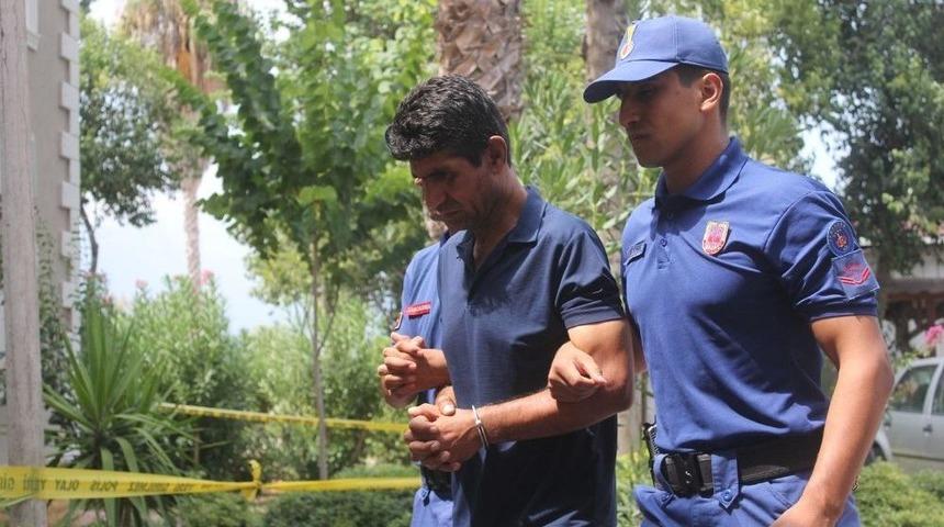 Kendisini Terk Eden Kadını Bı&ccedil;aklayan Adam Tutuklandı