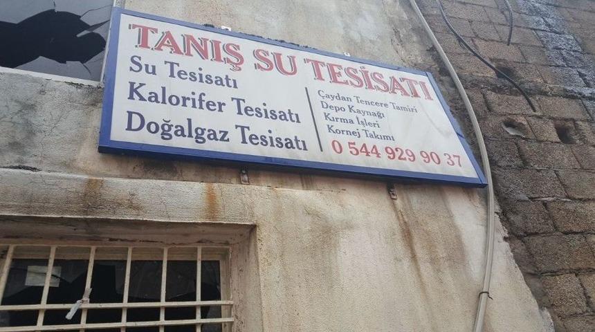 İş Yerinde Uyuyan Gen&ccedil; Yanarak Hayatını Kaybetti