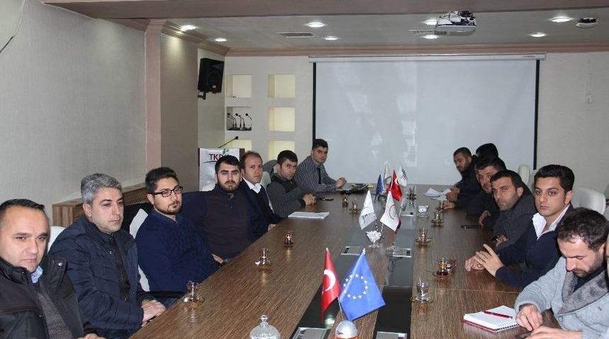 Tkdk&rsquo;dan Bilgilendirme Toplantısı