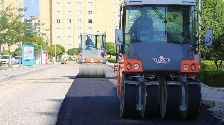 Karaman&rsquo;da Asfalt &Ccedil;alışmaları S&uuml;r&uuml;yor