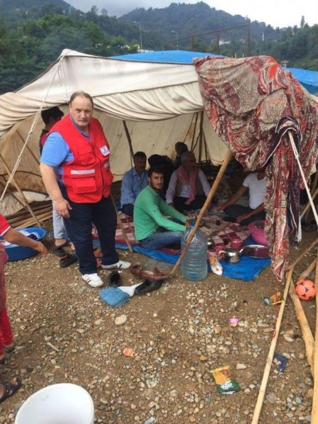 Kızılay Ve Afad’dan Mevsimlik İşçilere Yardım