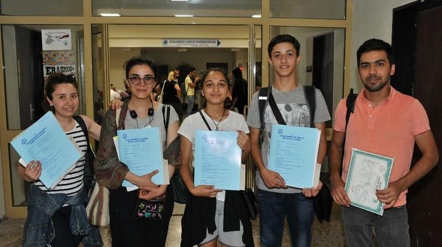 Ad&uuml;&rsquo;de Yabancı Uyruklu &Ouml;ğrenci Kayıtları Başladı