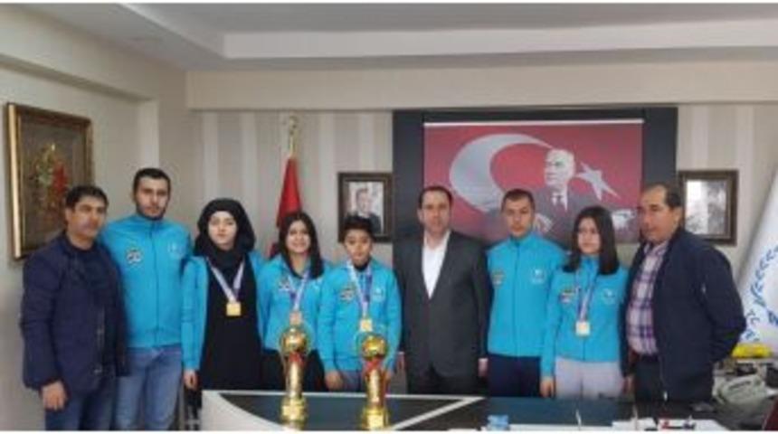 Başarılı Sporculardan Demir&rsquo;e Ziyaret