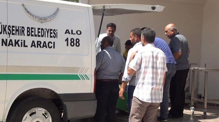 Otomobilin &Ccedil;arptığı &Ccedil;ocuk Hayatını Kaybetti