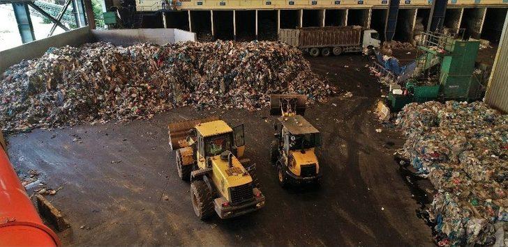 İstanbul’un Bir Yıllık Çöpüyle 250 Tesla Arabası Alınabiliyor G1