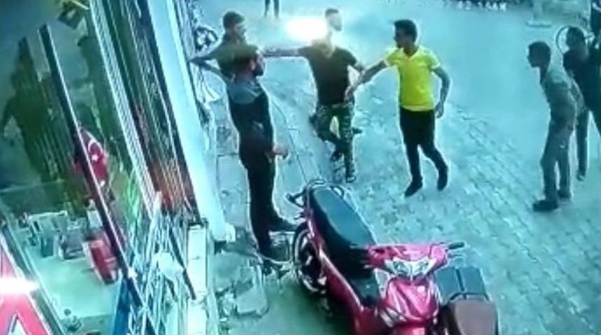 Kavgadaki Makasla Yaralama Anı Kameraya Yansıdı